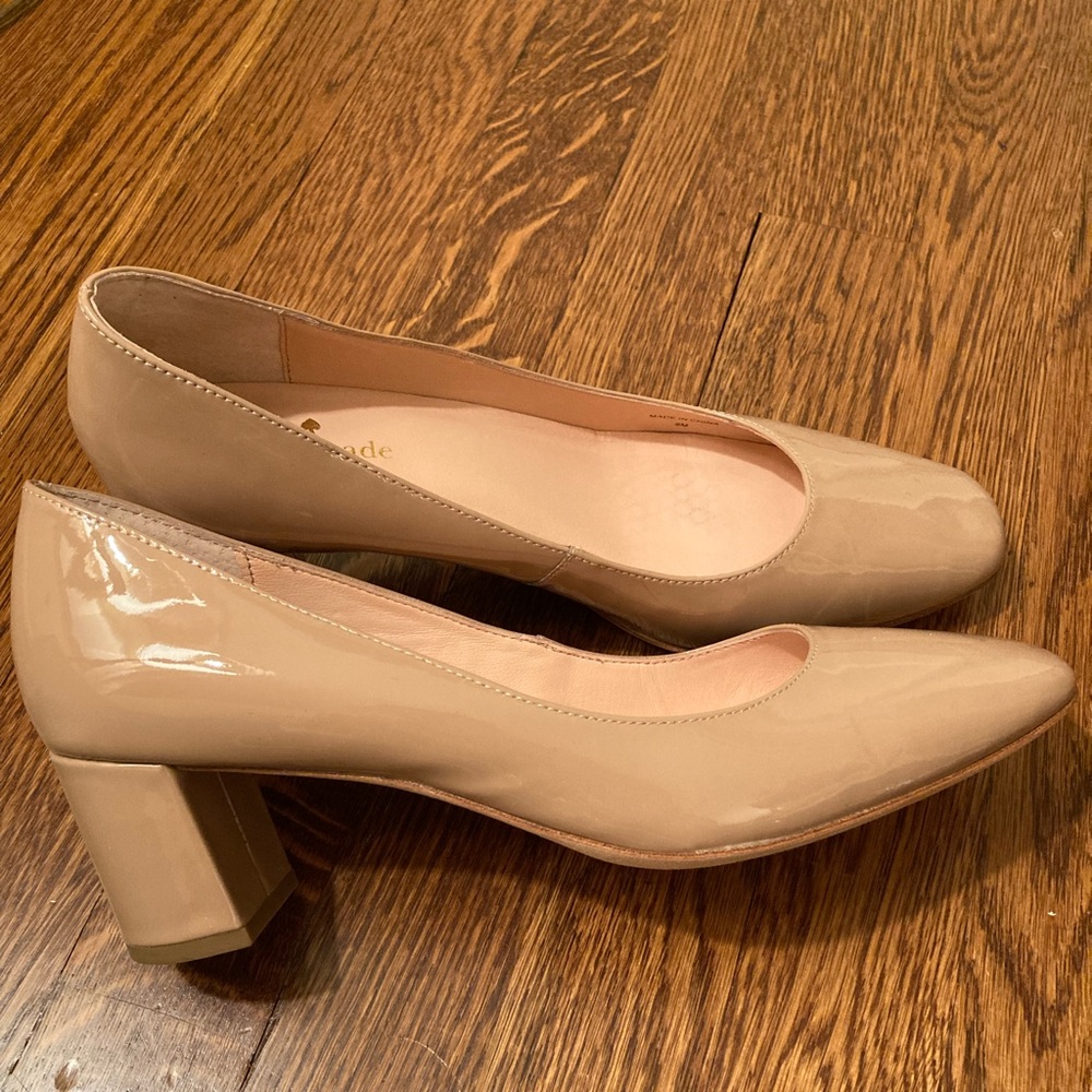 Kate Spade fawn color patent leather pump size 8